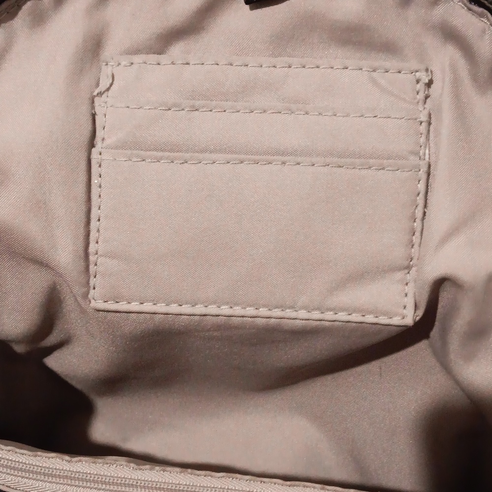 Baggallini Mini Backpack/Convertable Sling Purse … - image 10